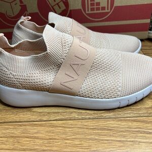 Autica light pink shoes